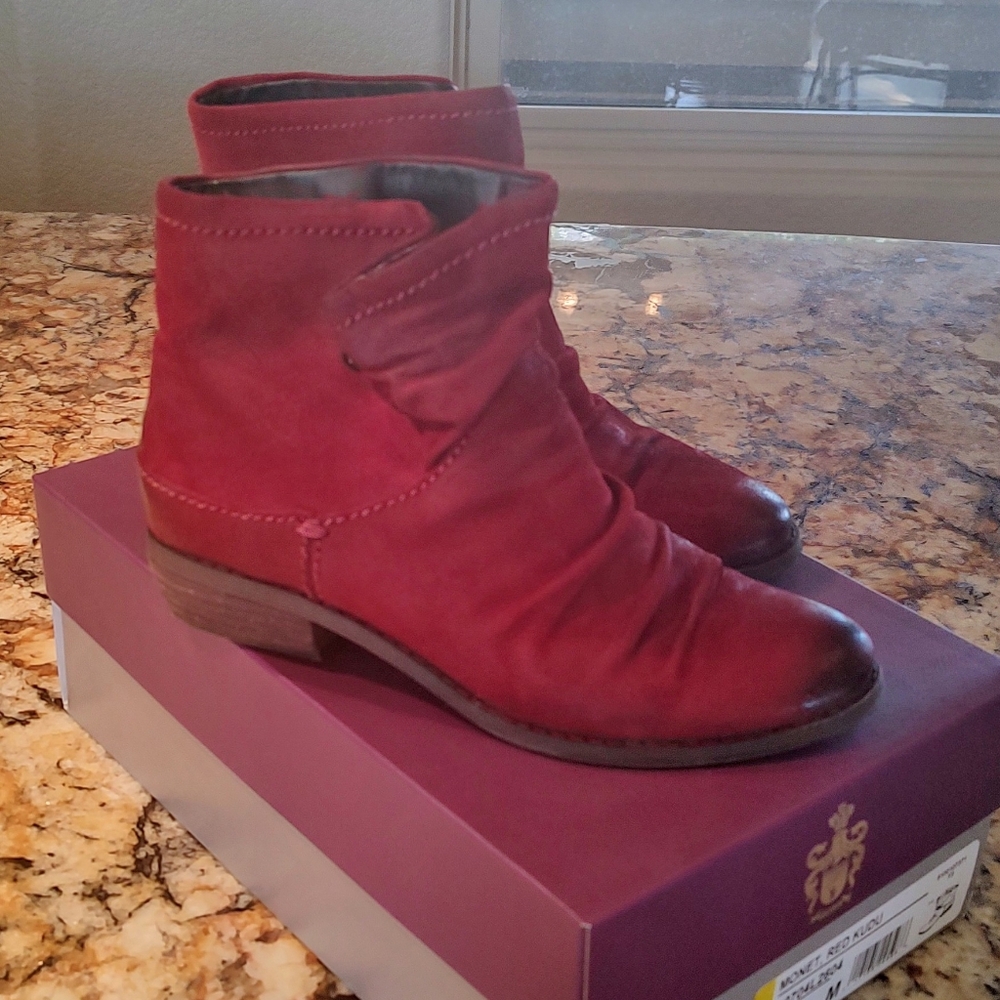 Fergie Monet booties, Red, size 6.5 M, great pre-owned condition.